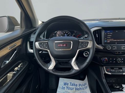 Used 2023 GMC Terrain Denali image 16