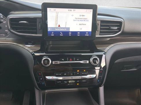 Used 2022 Ford Explorer Limited w/ Hybrid Equipment Group 310A RWD image 15