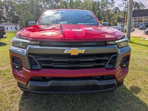 Used 2023 Chevrolet Colorado LT w/ LT Convenience Package III RWD image 8