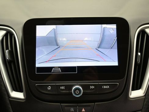 Certified 2025 Chevrolet Malibu LT FWD image 19