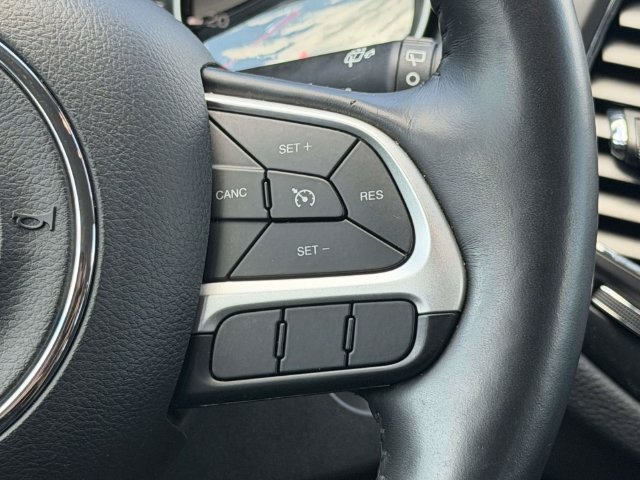 Used 2018 Jeep Compass Sport w/ Tech Group AWD/4WD image 16