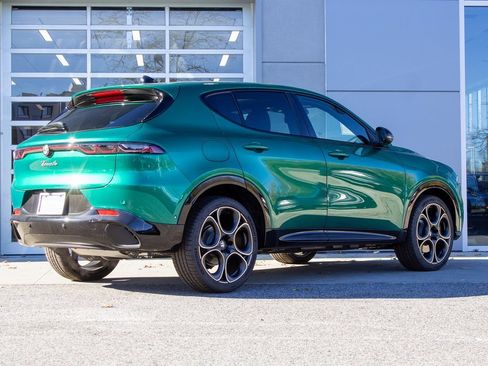 New 2025 Alfa Romeo Tonale image 10