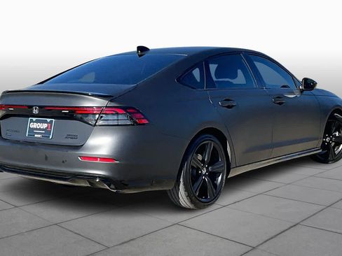 Used 2025 Honda Accord Sport image 13