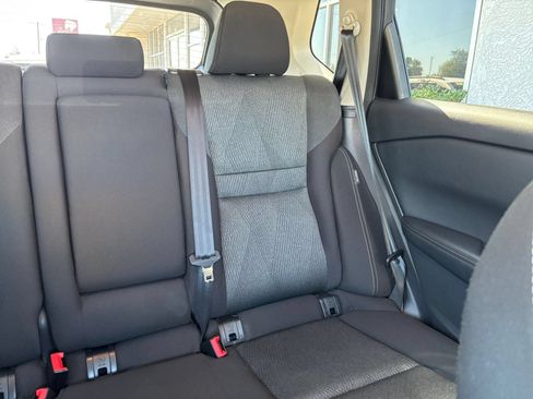 Used 2025 Nissan Rogue SV FWD image 39