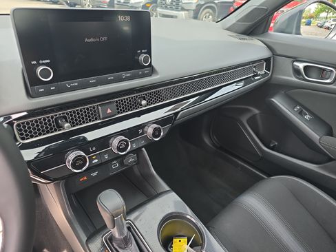 Used 2024 Honda Civic Sport image 19