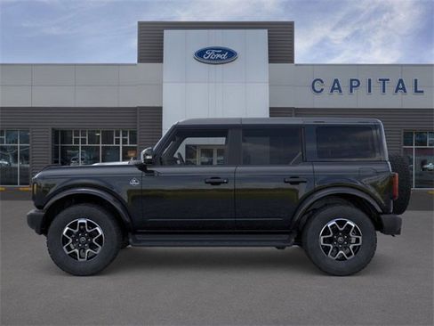 New 2025 Ford Bronco Outer Banks image 3