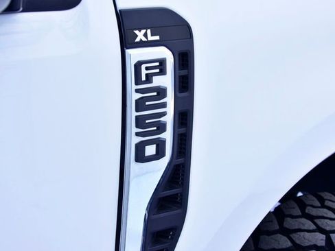 Used 2024 Ford F250 XL w/ XL Off-Road Package image 12