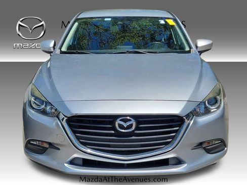 Used 2017 MAZDA MAZDA3 Touring image 4
