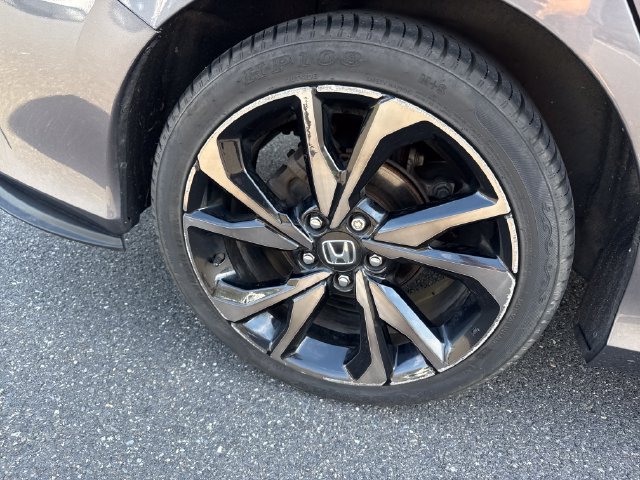 Used 2021 Honda Civic Sport image 11