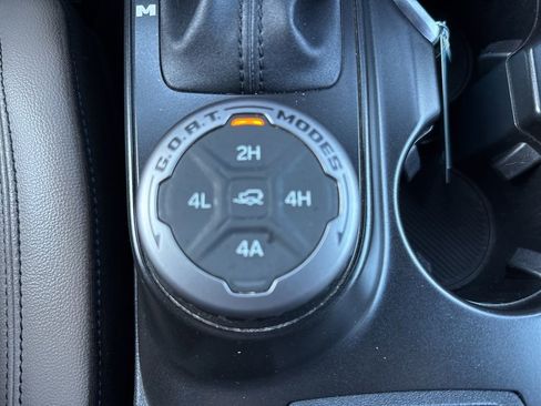 Certified 2022 Ford Bronco Wildtrak image 23