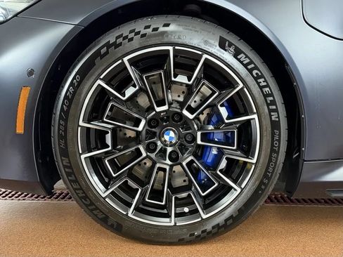 Used 2026 BMW M5 Touring AWD/4WD image 8