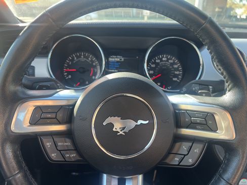 Used 2017 Ford Mustang Premium image 16