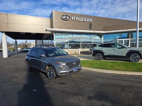 Certified 2024 Hyundai Venue SEL image 1