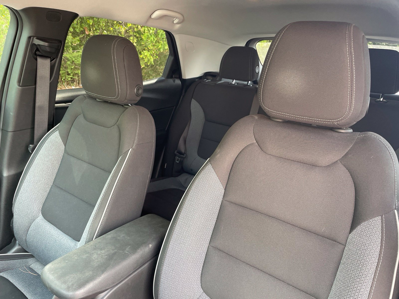 Used 2025 Chevrolet TrailBlazer LS w/ LS Convenience Package FWD image 25