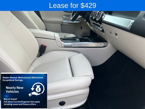 Used 2025 Mercedes-Benz GLB 250 4MATIC image 36