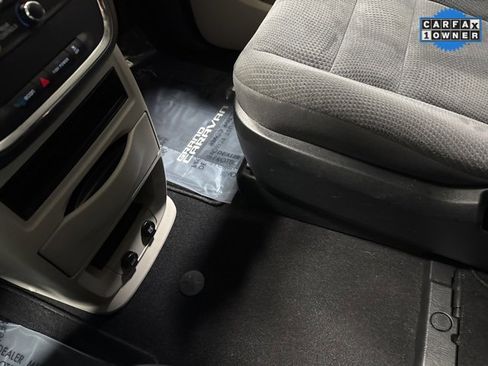 Used 2017 Dodge Grand Caravan SE w/ Power Window Group image 19