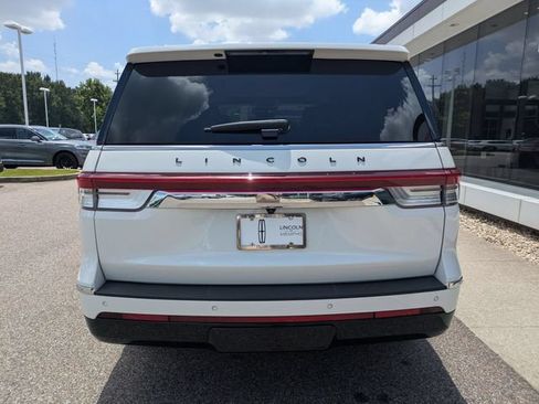 Certified 2022 Lincoln Navigator Black Label AWD/4WD image 5