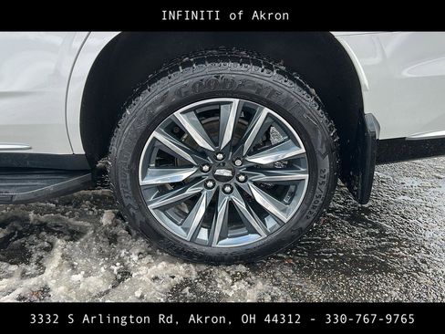 Used 2022 Cadillac Escalade Luxury image 20