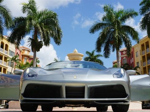 Used 2018 Ferrari 488 Spider RWD image 31