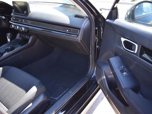 Used 2023 Honda Civic EX image 15