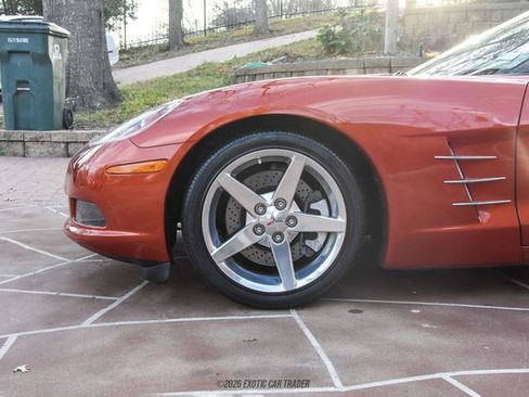 Used 2006 Chevrolet Corvette Convertible w/ Preferred Equipment Group image 70