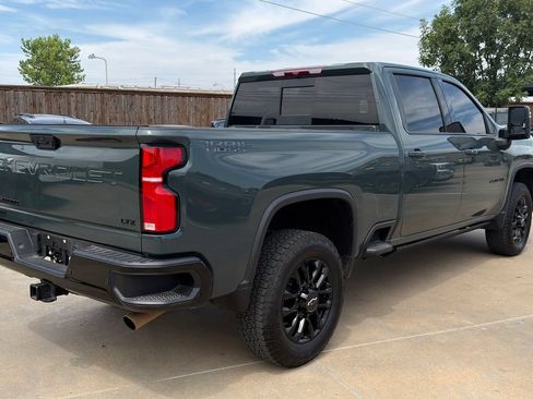 Used 2025 Chevrolet Silverado 2500 LTZ w/ Trail Boss Package AWD/4WD image 5