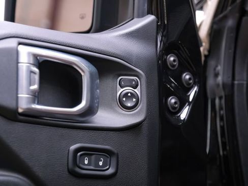 Used 2024 Jeep Wrangler Unlimited Sport AWD/4WD image 81