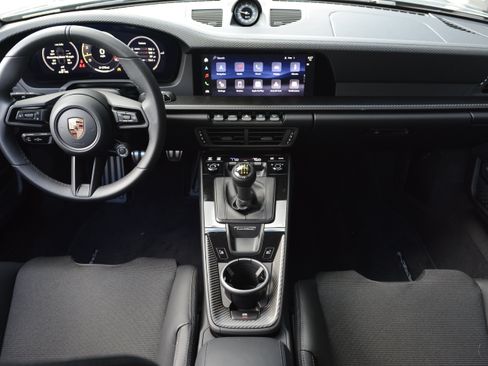 Certified 2026 Porsche 911 GT3 RWD image 12