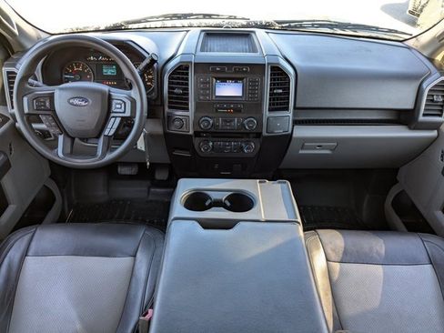 Used 2018 Ford F150 XLT image 16