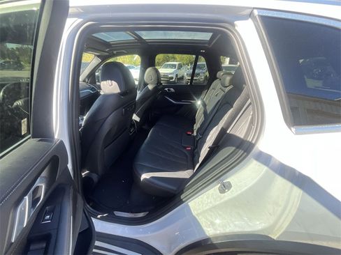 Used 2023 BMW X5 sDrive40i w/ Premium Package image 23