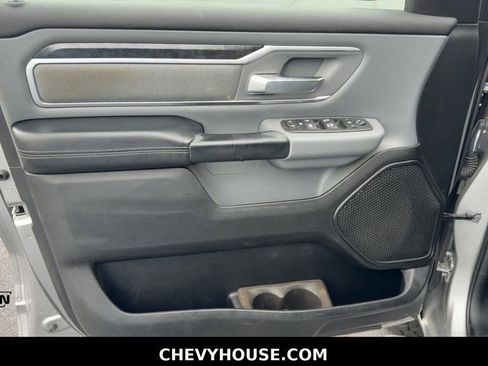 Used 2019 RAM 1500 Big Horn AWD/4WD image 11