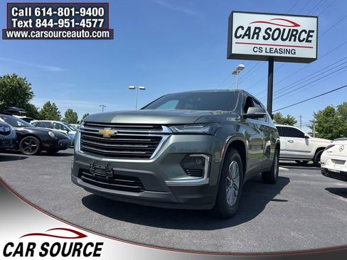 Used 2022 Chevrolet Traverse LT FWD image 1