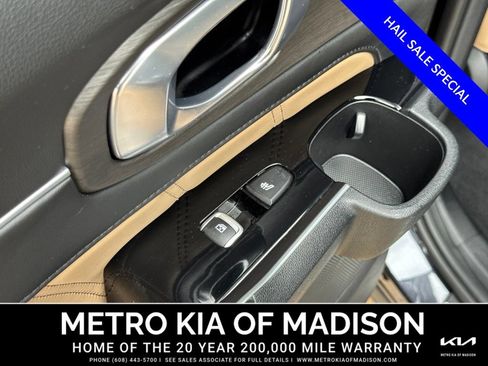 Used 2025 Kia Sorento SX Prestige w/ Olive Brown Leather Package AWD/4WD image 27