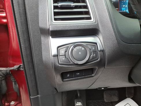 Used 2018 Ford Explorer Limited w/ Ford Safe & Smart Package image 17