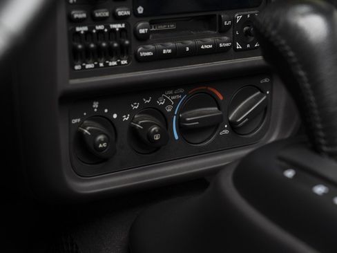 Used 1999 Plymouth Prowler image 32