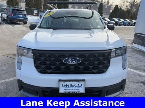 Used 2025 Ford Maverick XLT w/ Equipment Group 302A image 2