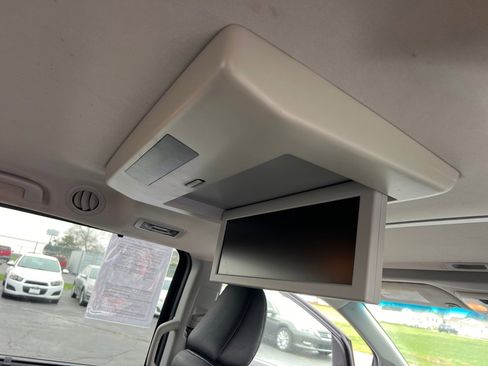 Used 2015 Toyota Sienna SE Premium image 18