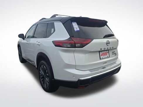 New 2026 Nissan Rogue Platinum w/ Platinum Premium Package AWD/4WD image 3