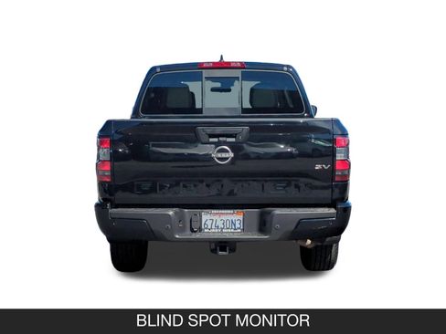 Used 2022 Nissan Frontier SV image 9