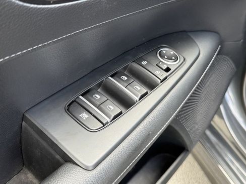 Used 2024 Kia Forte GT-Line w/ GT-Line Premium Package image 17