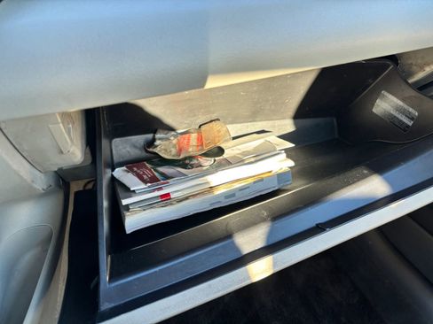 Used 2011 Toyota Camry XLE w/ XLE Extra-Value Pkg #1 image 28