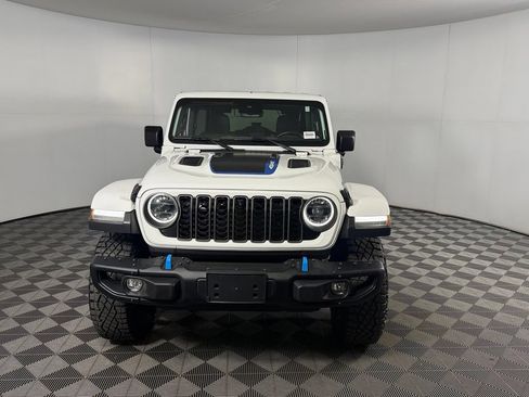 Used 2024 Jeep Wrangler Unlimited Rubicon 4xe AWD/4WD image 3