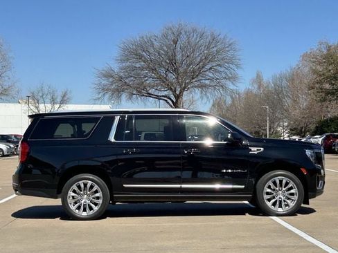 Used 2024 GMC Yukon XL Denali image 3