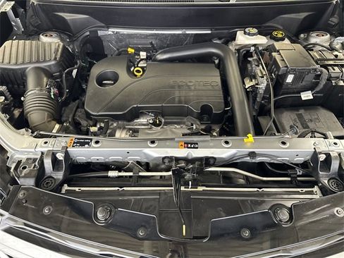 Used 2023 Chevrolet Equinox RS w/ LPO, Floor Liner Package image 28