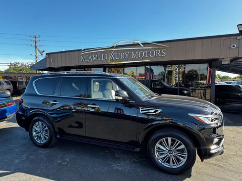 Used 2022 INFINITI QX80 Luxe w/ Cargo Package image 3