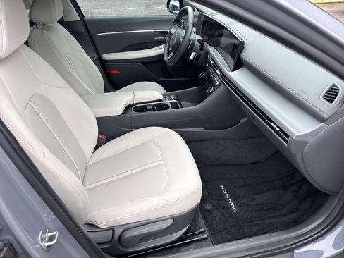 Used 2024 Hyundai Sonata SEL w/ Convenience Package FWD image 30
