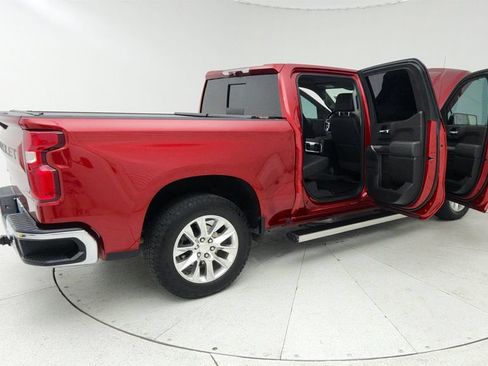 Used 2022 Chevrolet Silverado 1500 LTZ w/ Safety Package II AWD/4WD image 12