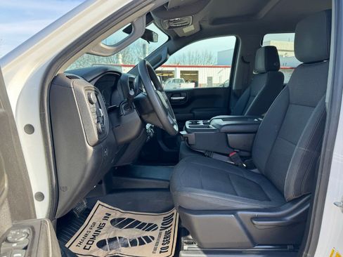 Used 2020 Chevrolet Silverado 1500 W/T w/ WT Convenience Package AWD/4WD image 15
