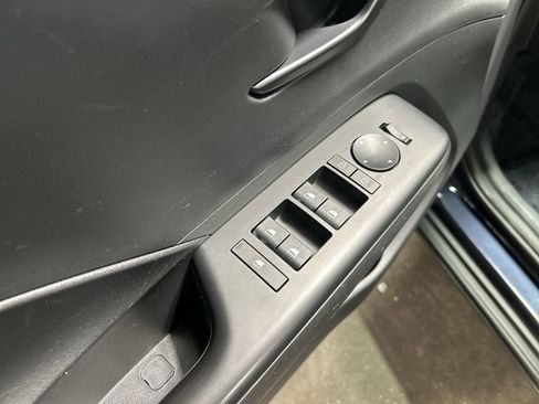 Used 2025 Hyundai Kona SEL image 24