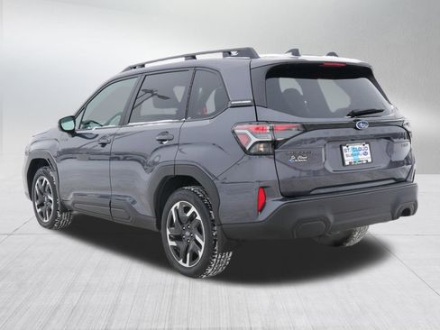 Certified 2025 Subaru Forester Premium w/ Protection Package (1PH) image 5